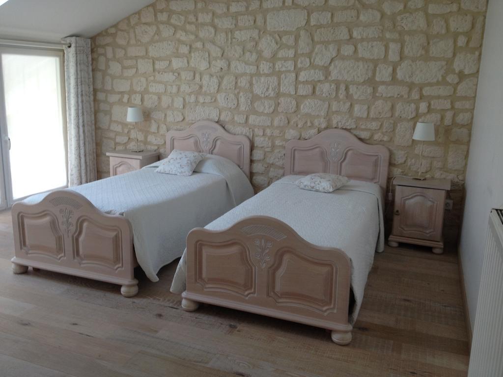 La Grange Champenoise Bed & Breakfast Aumenancourt-le-Grand Rom bilde